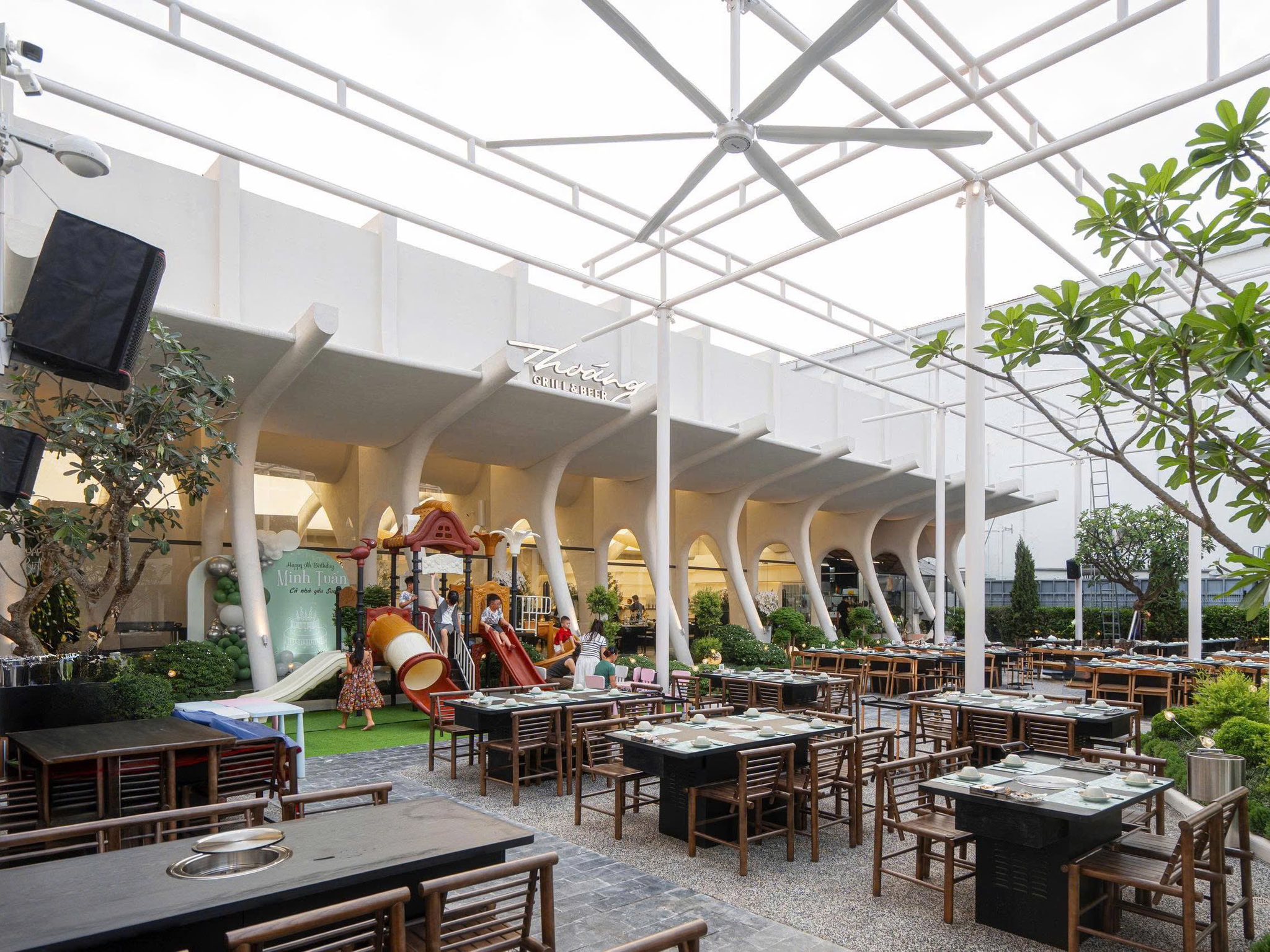 thoang-grillandbeer-lehongphong-haiphong-roygentparkshaiphong